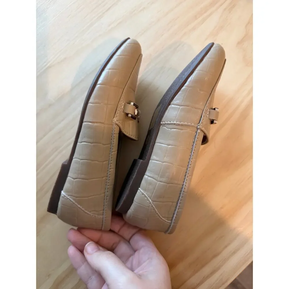 2/$30 NEW Emerald 12‎ US Girl Tan Beige Embossed Leather Loafters Gold Buckle